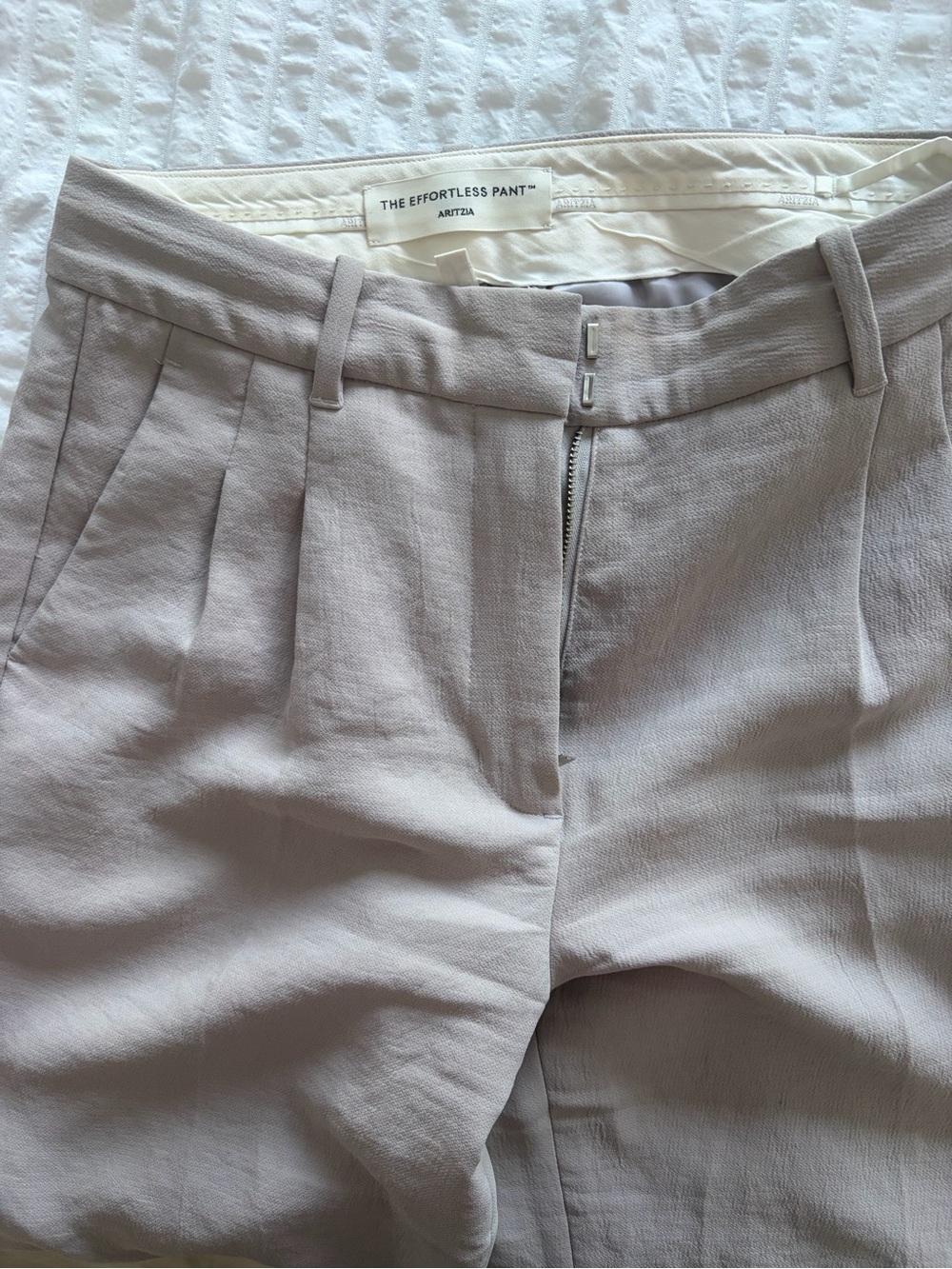 Aritzia Effortless Pant